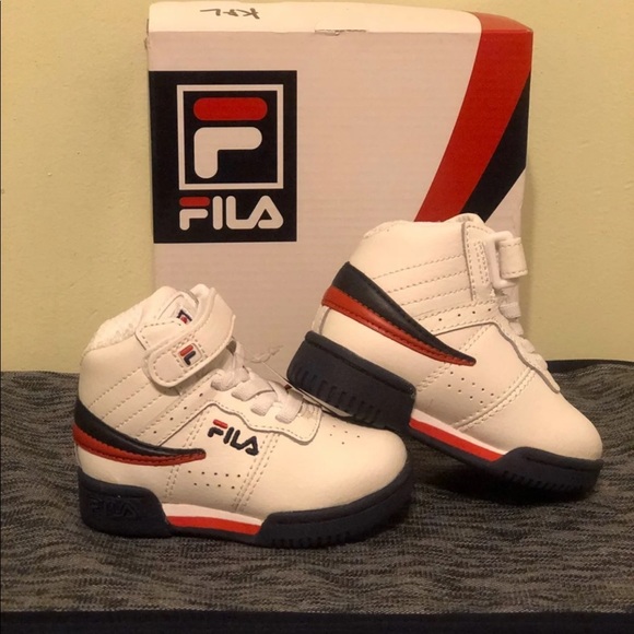 fila shoes size 4